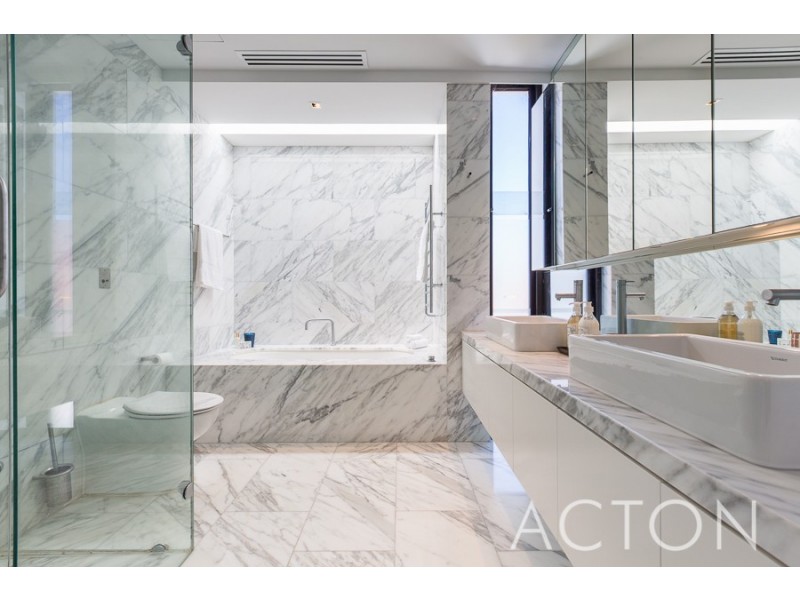 4/16 Overton Gardens, Cottesloe WA 6011