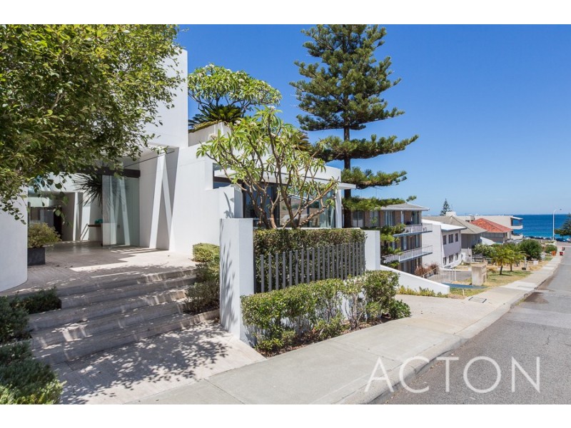4/16 Overton Gardens, Cottesloe WA 6011