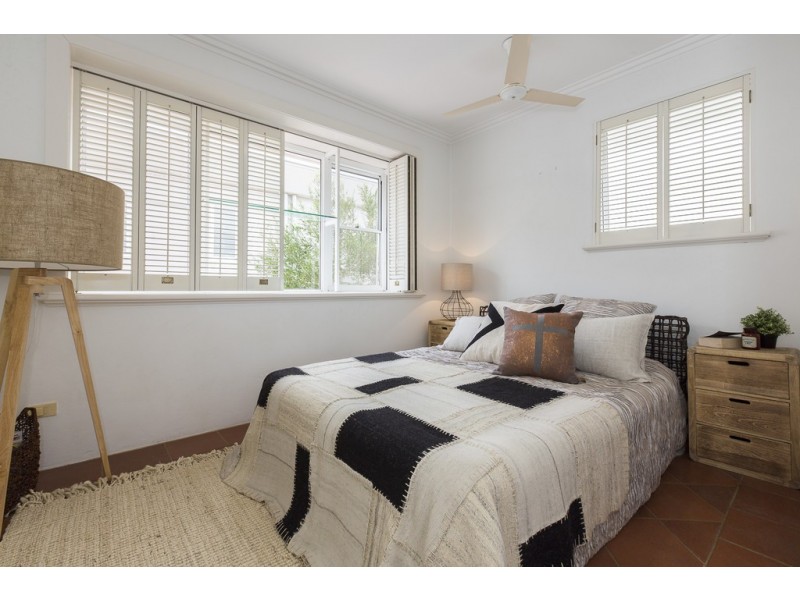 16A Deane Street, Cottesloe WA 6011