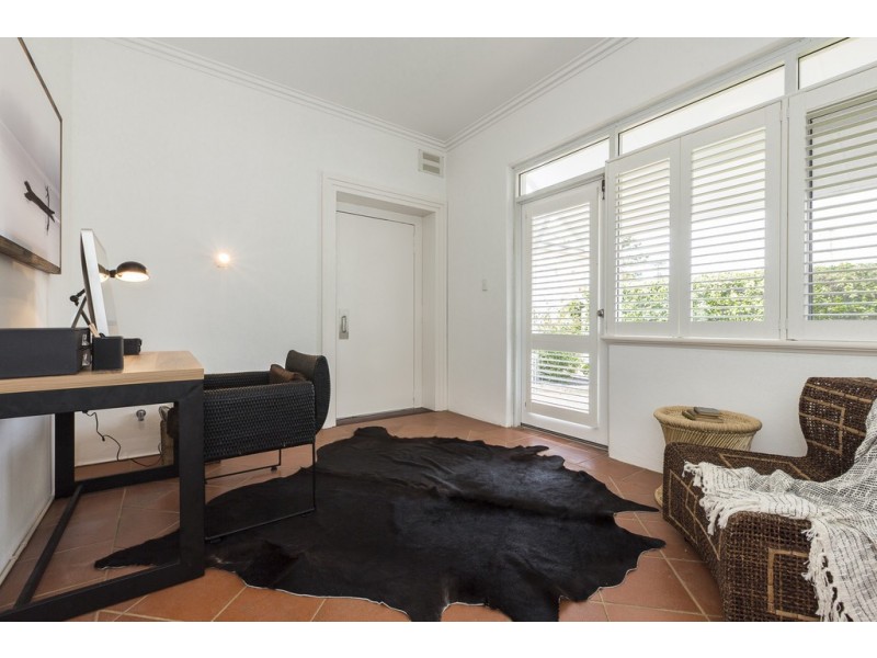 16A Deane Street, Cottesloe WA 6011