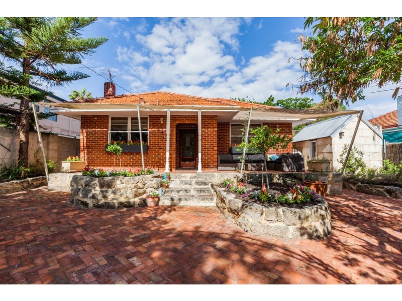 6 Jacaranda Avenue, Mount Claremont WA 6010