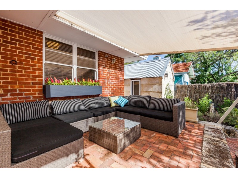 6 Jacaranda Avenue, Mount Claremont WA 6010