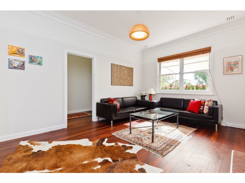 6 Jacaranda Avenue, Mount Claremont WA 6010