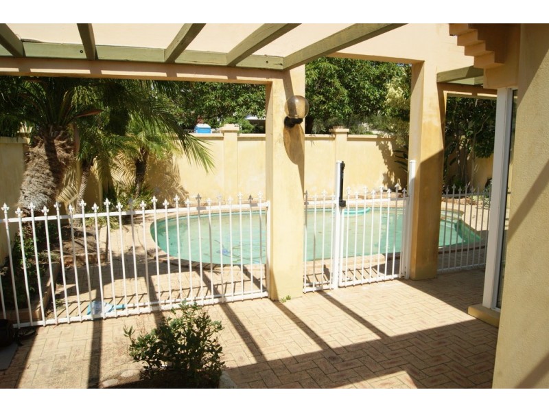 4 Bryant Street, Mosman Park WA 6012