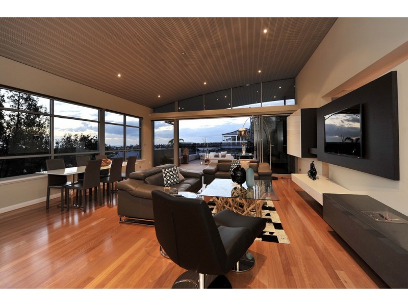 7 Surbiton Road, East Fremantle WA 6158