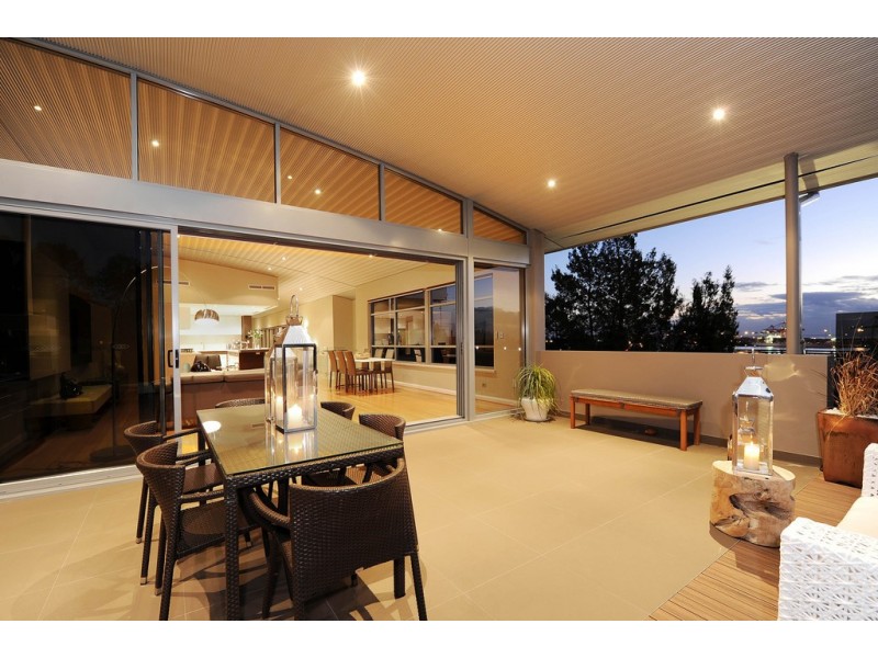 7 Surbiton Road, East Fremantle WA 6158