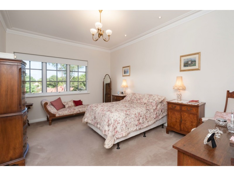 9 Salisbury Street, Cottesloe WA 6011