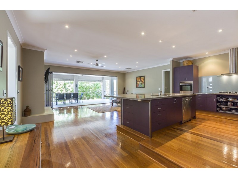 19 McClemans Road, Mount Claremont WA 6010