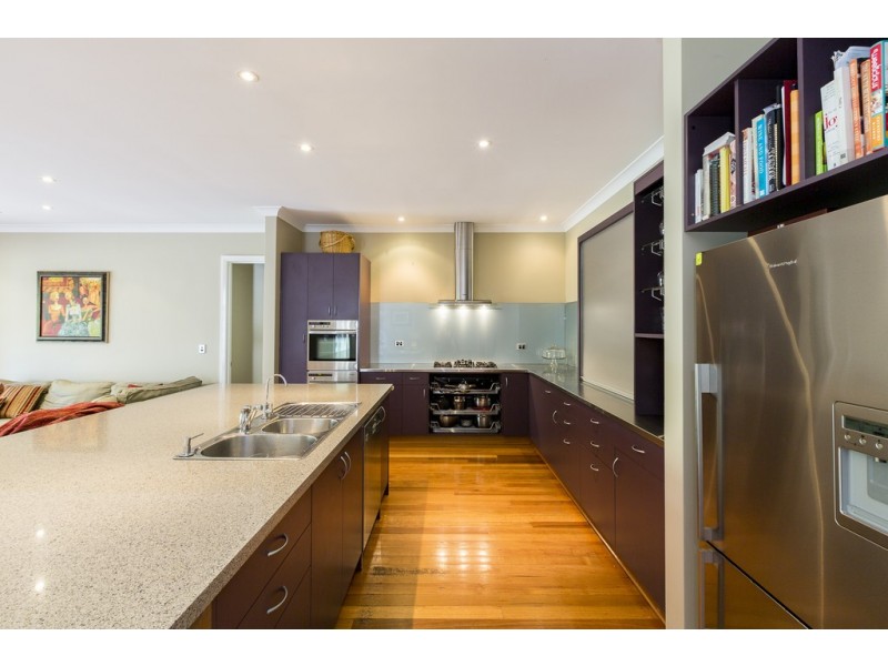 19 McClemans Road, Mount Claremont WA 6010