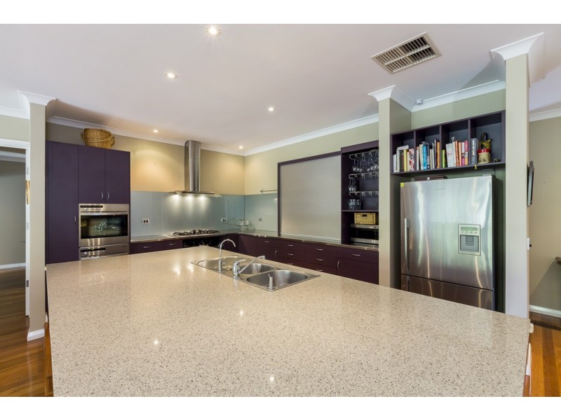 19 McClemans Road, Mount Claremont WA 6010