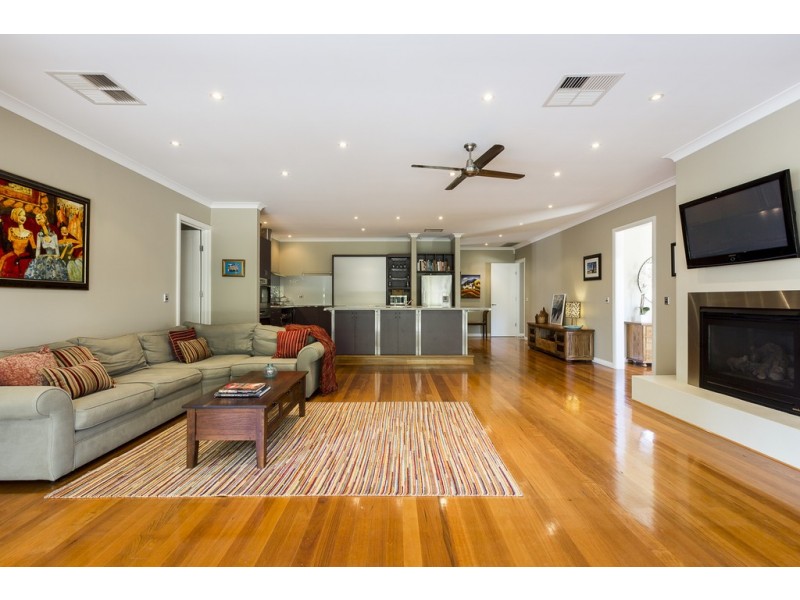 19 McClemans Road, Mount Claremont WA 6010