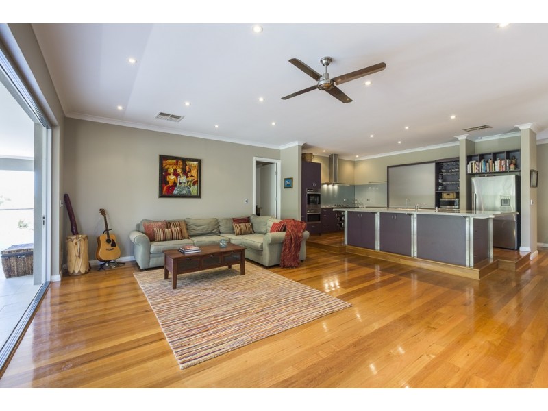 19 McClemans Road, Mount Claremont WA 6010