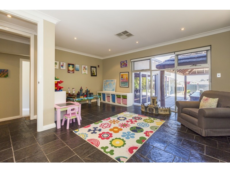 19 McClemans Road, Mount Claremont WA 6010