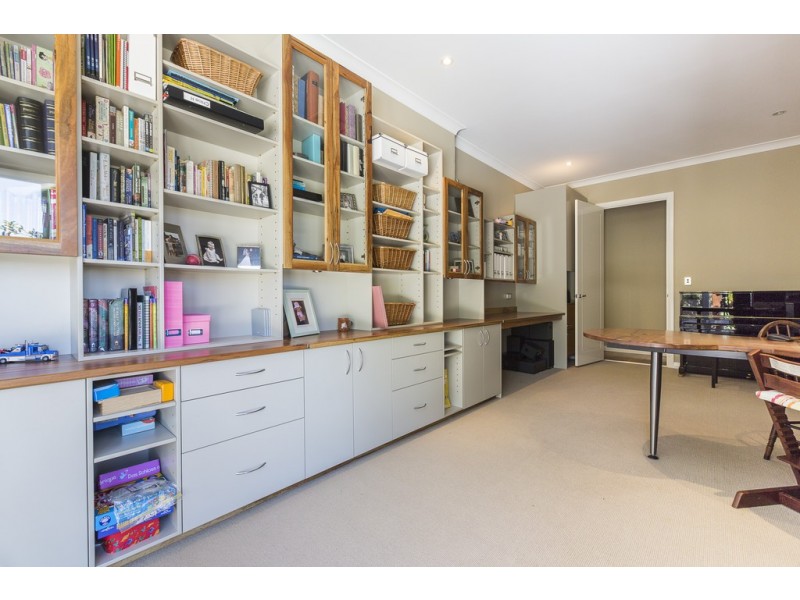 19 McClemans Road, Mount Claremont WA 6010