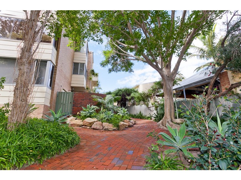 5/156 Broome Street, Cottesloe WA 6011