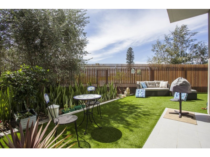 32/11 Leighton Beach Blvd, North Fremantle WA 6159