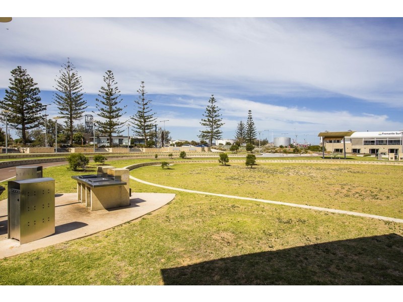 32/11 Leighton Beach Blvd, North Fremantle WA 6159