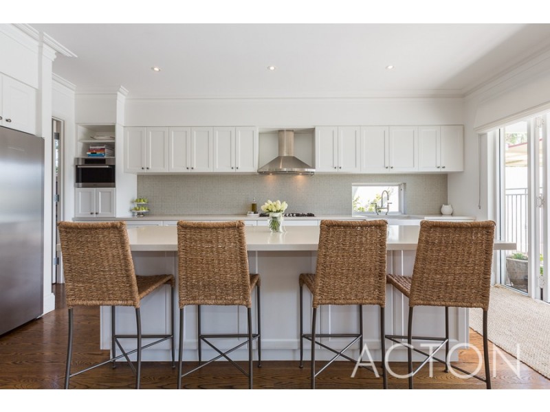 77 Rosewood Avenue, Woodlands WA 6018