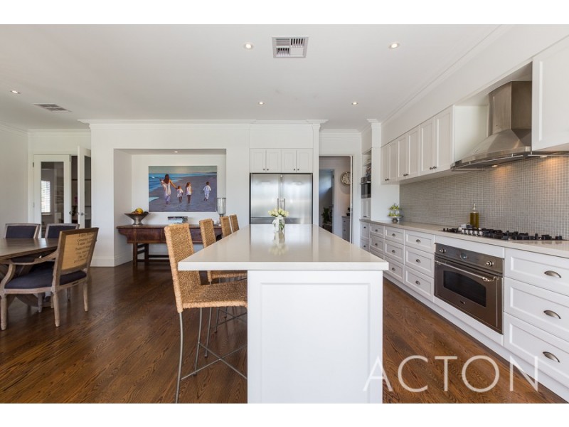 77 Rosewood Avenue, Woodlands WA 6018