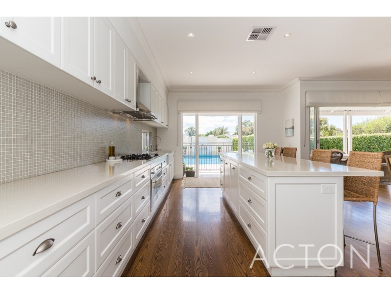 77 Rosewood Avenue, Woodlands WA 6018