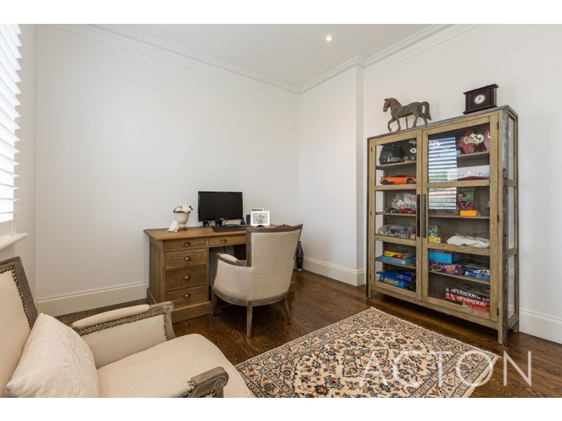 77 Rosewood Avenue, Woodlands WA 6018