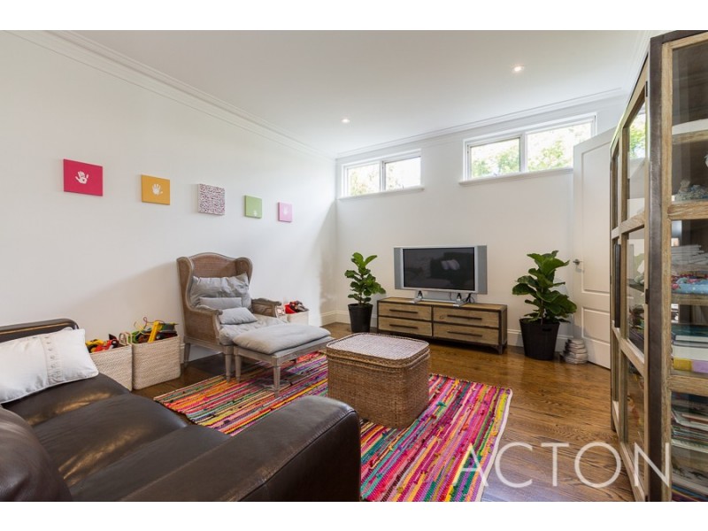 77 Rosewood Avenue, Woodlands WA 6018