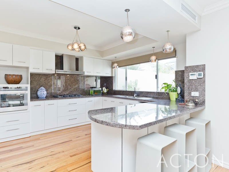 21 Appleberry Street, Churchlands WA 6018