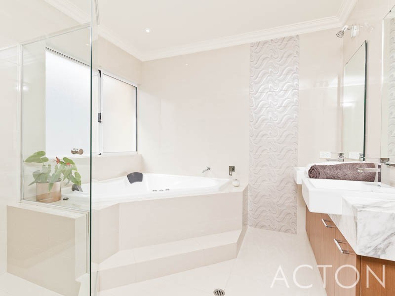 21 Appleberry Street, Churchlands WA 6018