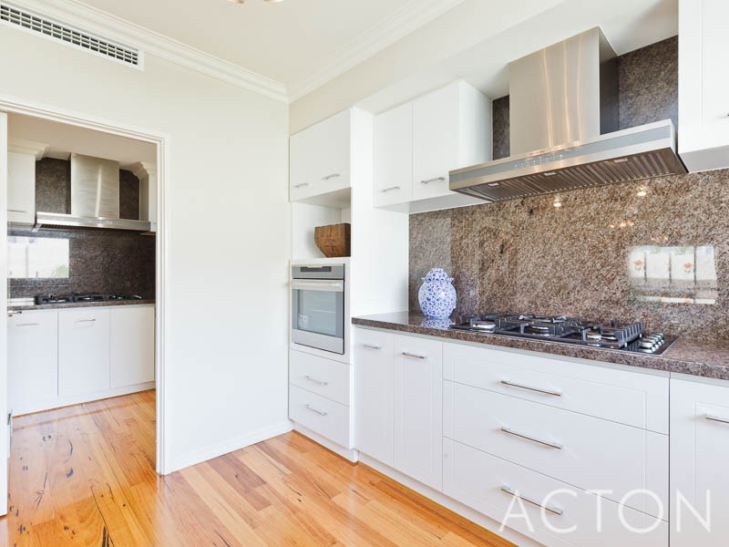 21 Appleberry Street, Churchlands WA 6018