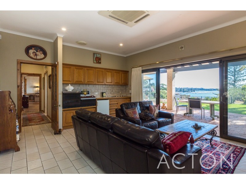 17 Saunders Street, Mosman Park WA 6012