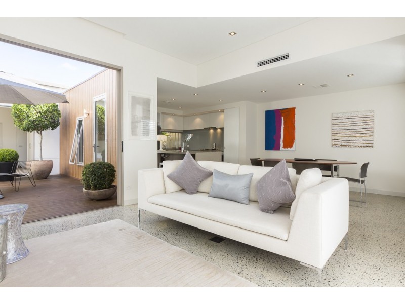 21 Wentworth Street, Cottesloe WA 6011