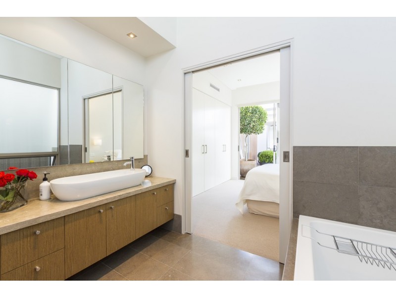 21 Wentworth Street, Cottesloe WA 6011