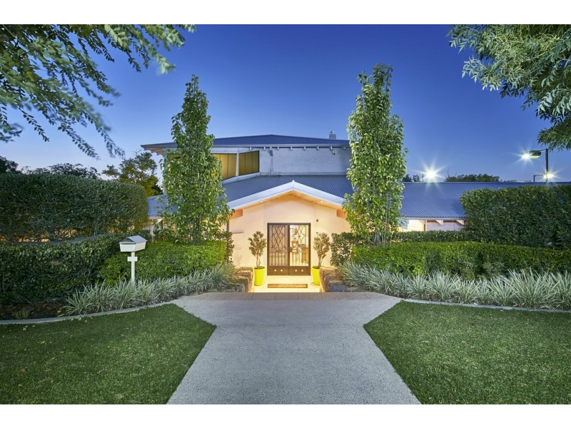 7 Watkins Road, Dalkeith WA 6009