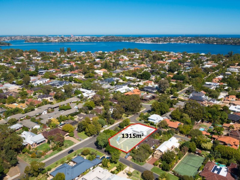 7 Watkins Road, Dalkeith WA 6009