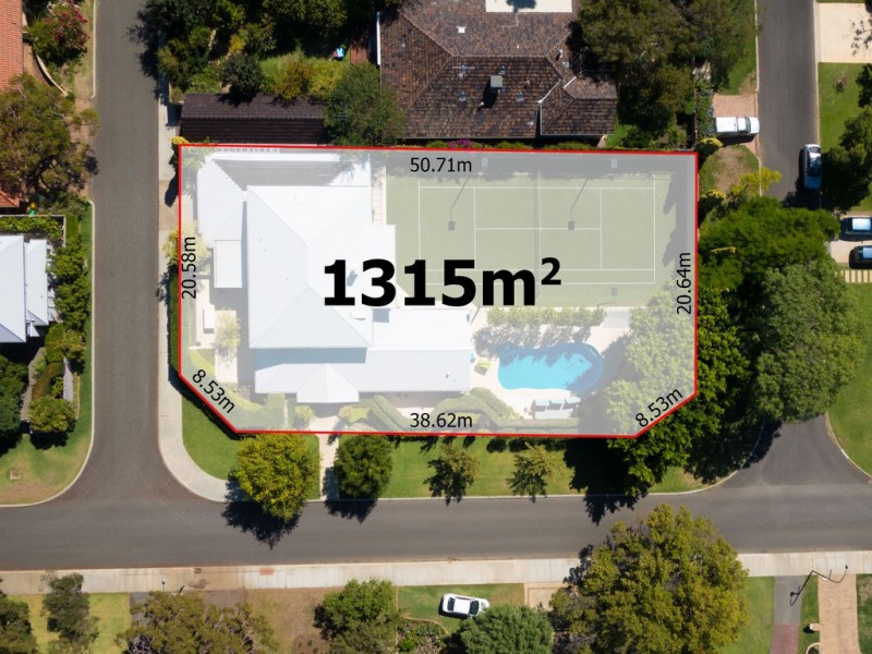 7 Watkins Road, Dalkeith WA 6009