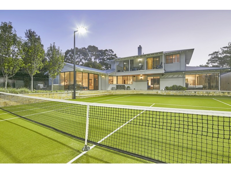 7 Watkins Road, Dalkeith WA 6009