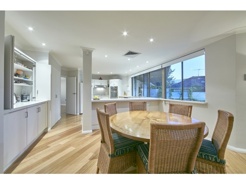 7 Watkins Road, Dalkeith WA 6009