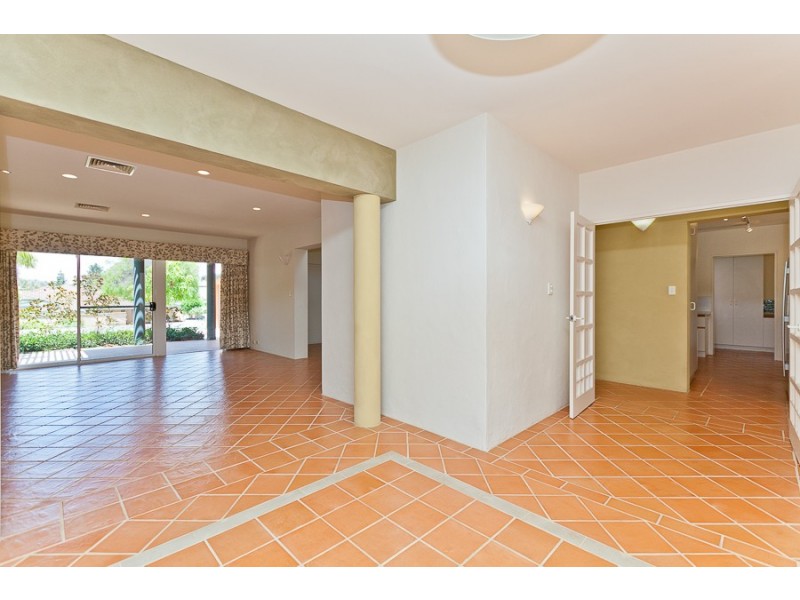 31 Brighton Street, Cottesloe WA 6011