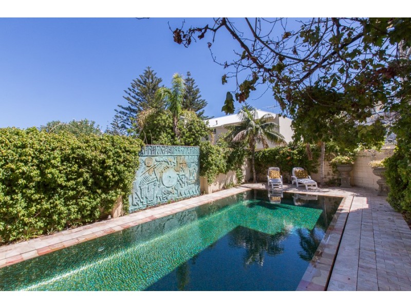 4 Hawkstone Street, Cottesloe WA 6011