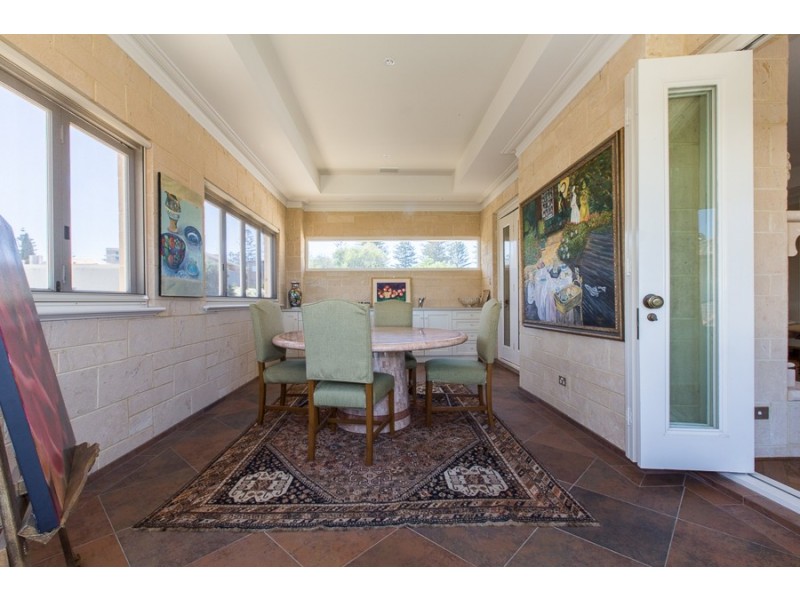 4 Hawkstone Street, Cottesloe WA 6011