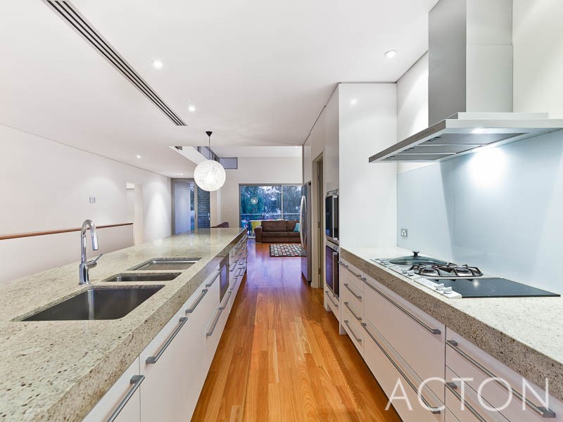 47 Fortview Road, Mount Claremont WA 6010