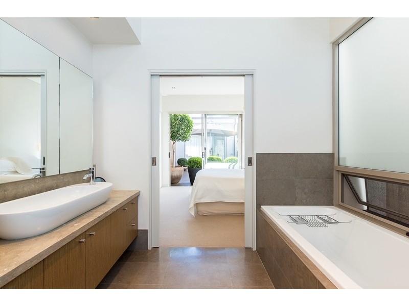 21 Wentworth Street, Cottesloe WA 6011