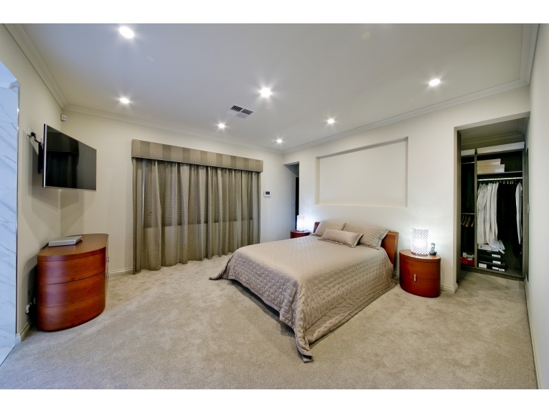 51A Sydenham Road, Doubleview WA 6018