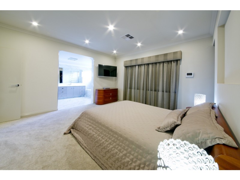 51A Sydenham Road, Doubleview WA 6018