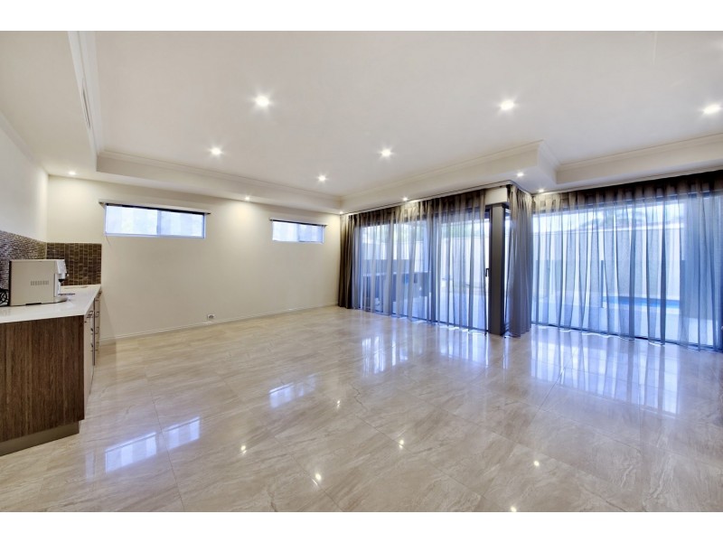 51A Sydenham Road, Doubleview WA 6018