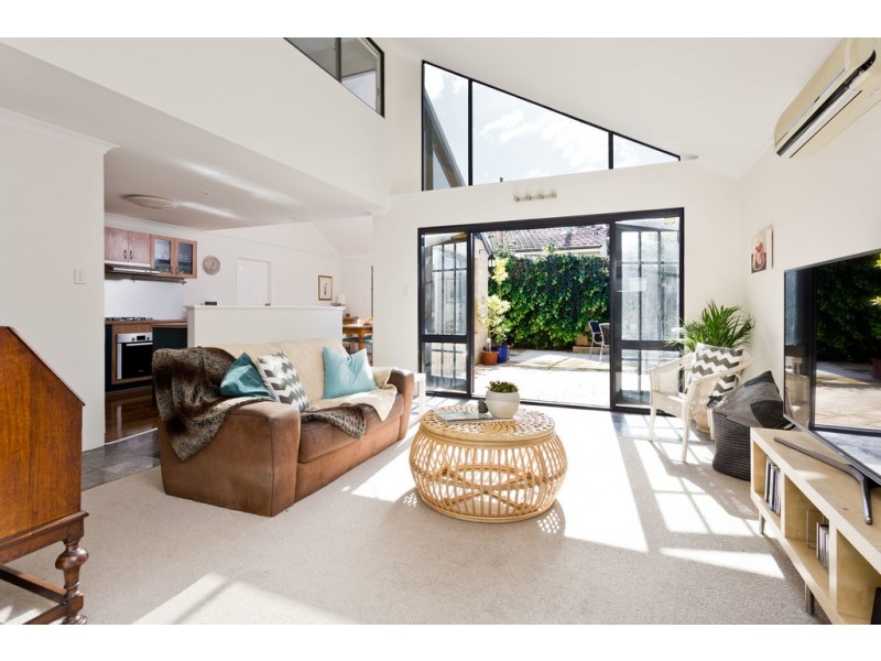 17 Ashton Avenue, Claremont WA 6010