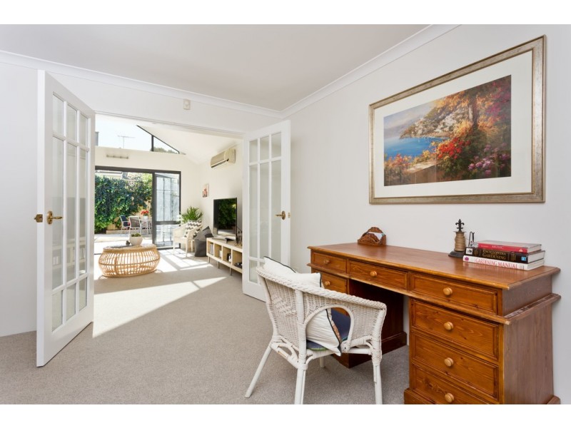 17 Ashton Avenue, Claremont WA 6010