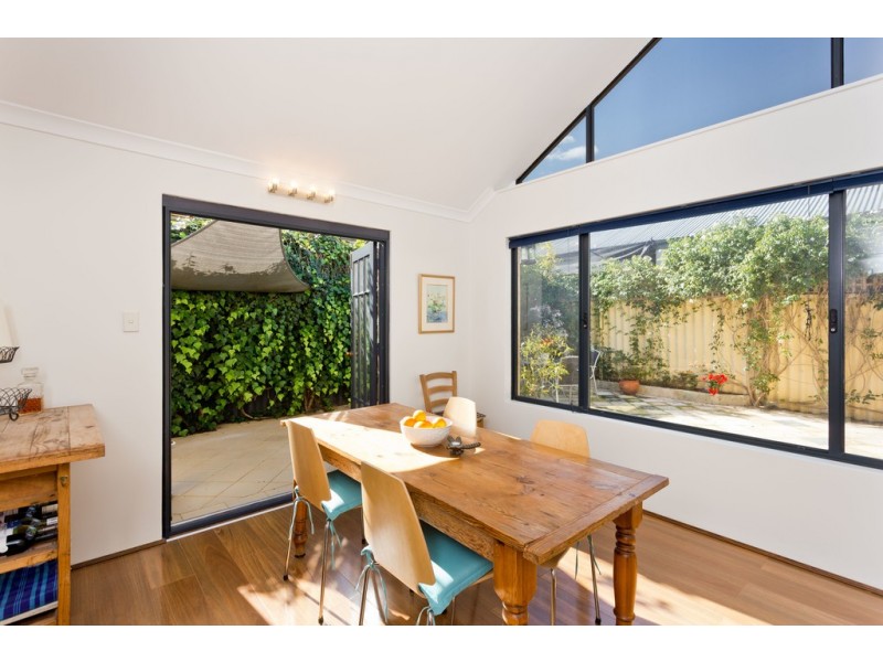 17 Ashton Avenue, Claremont WA 6010