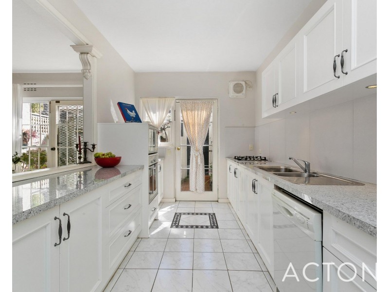 2/128 Forrest Street, Peppermint Grove WA 6011