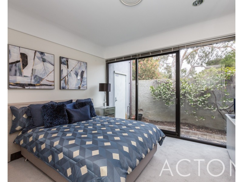 32R Leake Street, Peppermint Grove WA 6011